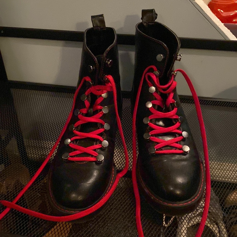 Black boots